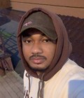Встретьте Мужчинa : Mehdi, 29 лет до Россия  mehdi